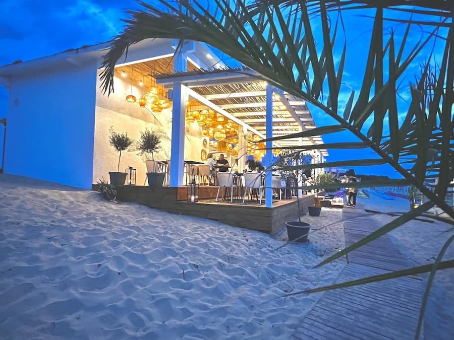 Beach bar