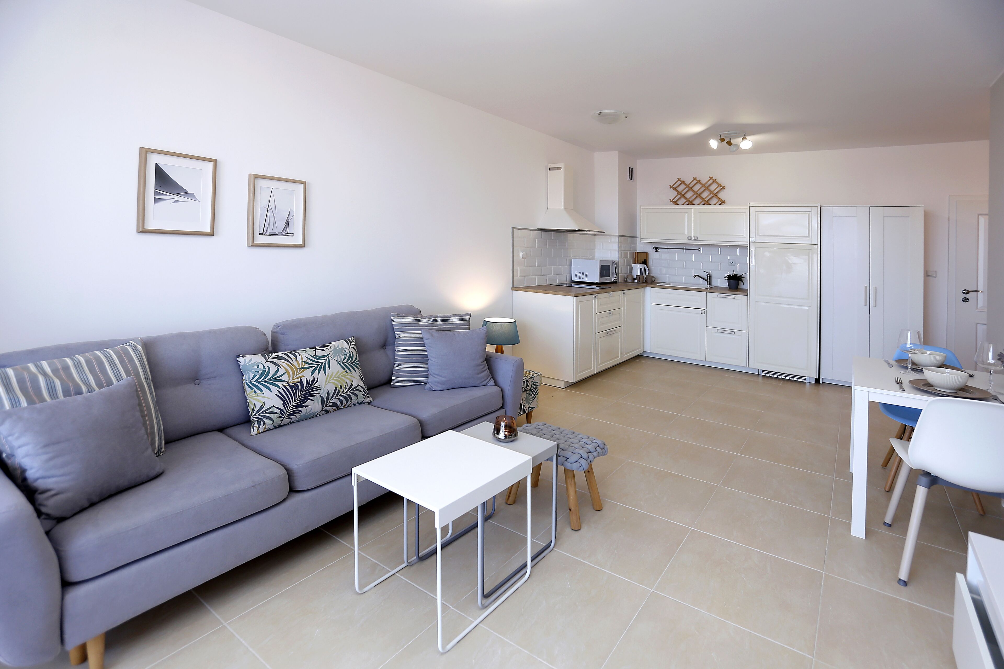 Superior Apartment | Living area | TV