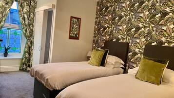 Deluxe Double Room, Ensuite (Twin) | 1 bedroom