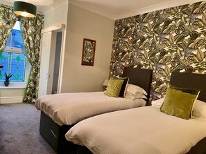 Deluxe-Doppelzimmer, mit Bad (Twin)