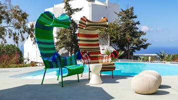 Saligari Villa 3 Bedrooms, Private Pool and Hot Tub | Terrace/patio