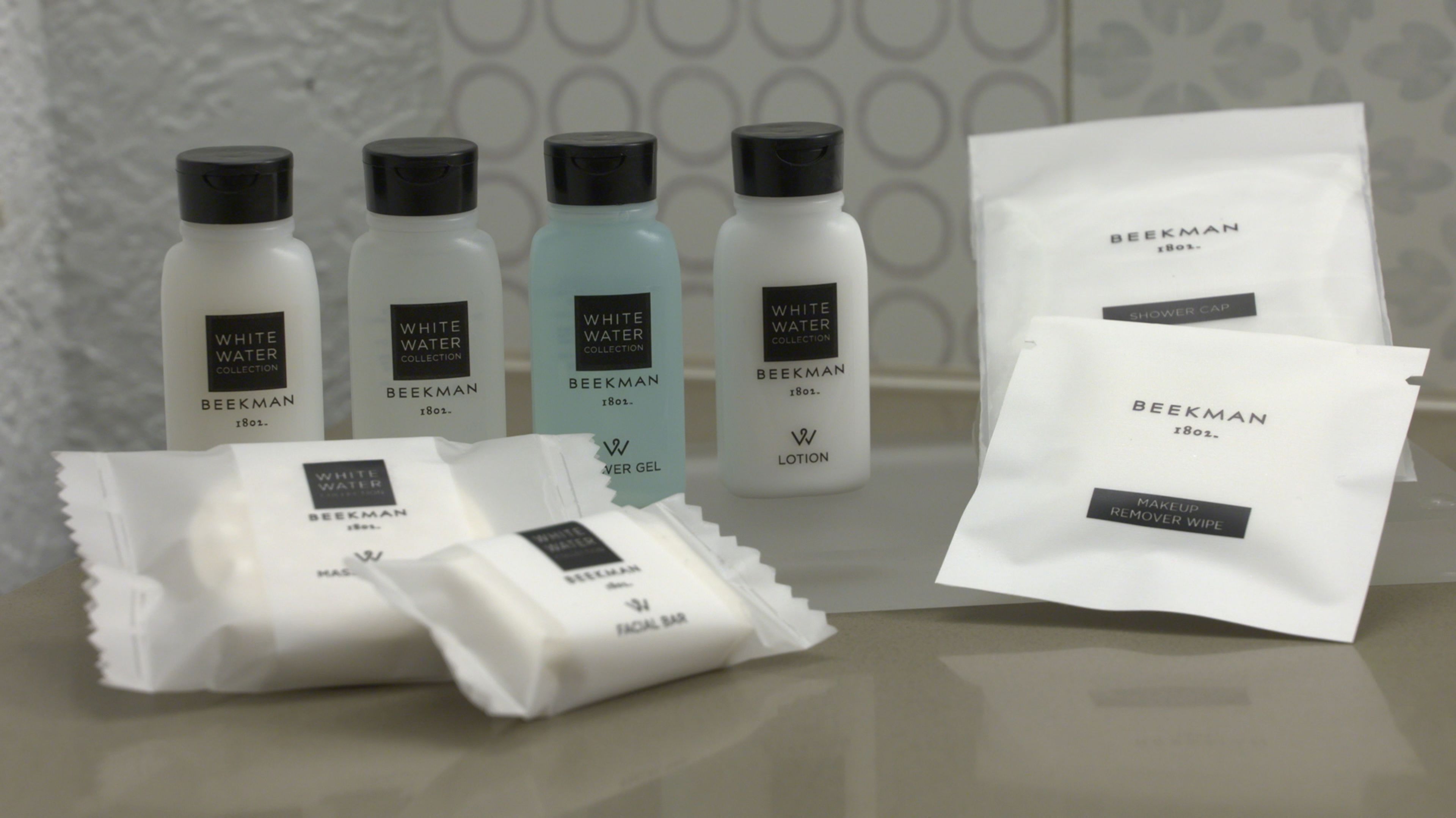 Bathroom amenities | Free toiletries, hair dryer, towels