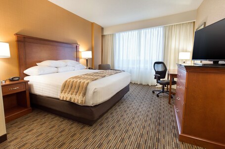 Drury Plaza Hotel Indianapolis Carmel - Image 24