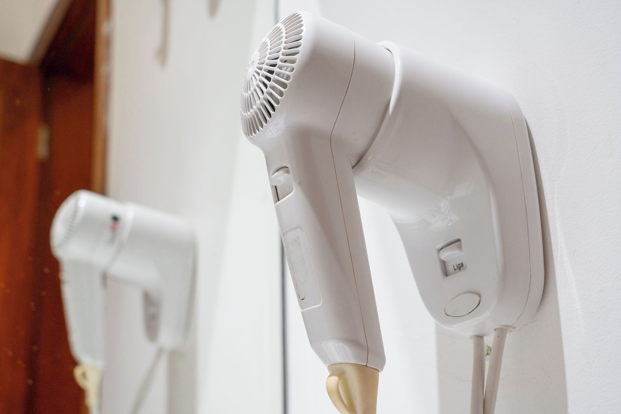 shower, free toiletries, hair dryer, bidet