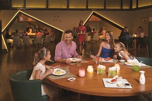 8 restaurants, dinner served, French cuisine