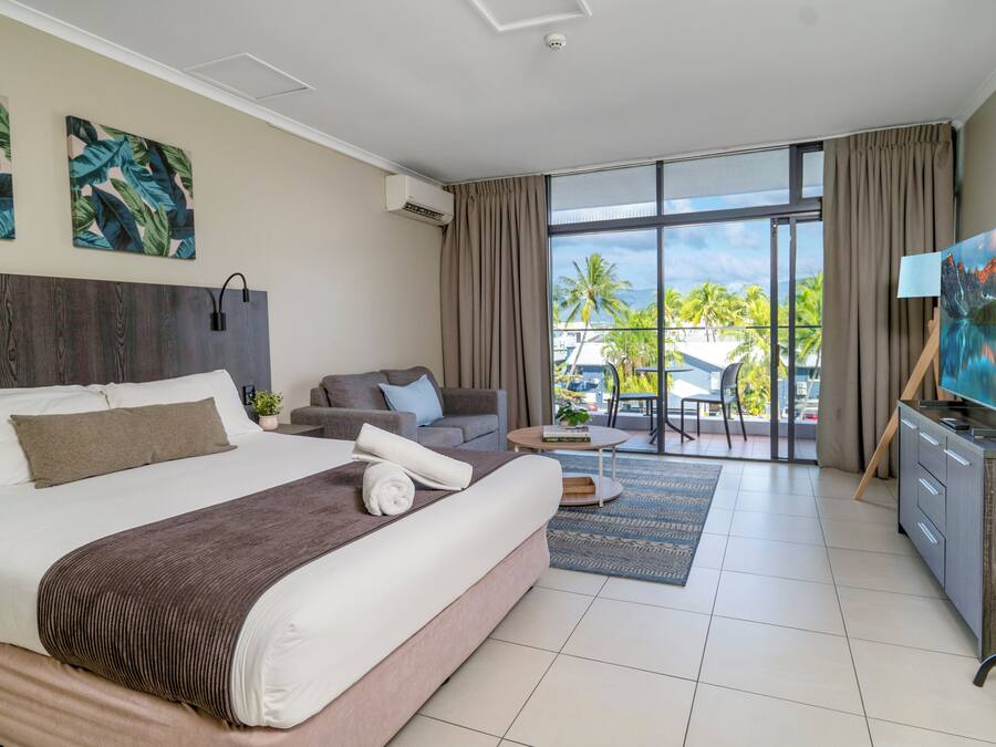 Quarto casal ou duplo, sacada | Roupas de cama premium, cortinas blackout, quartos à prova de som