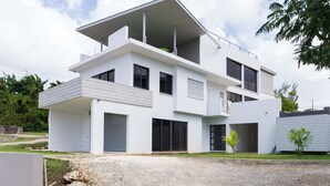 تفاصيل الفندق من الخارج
