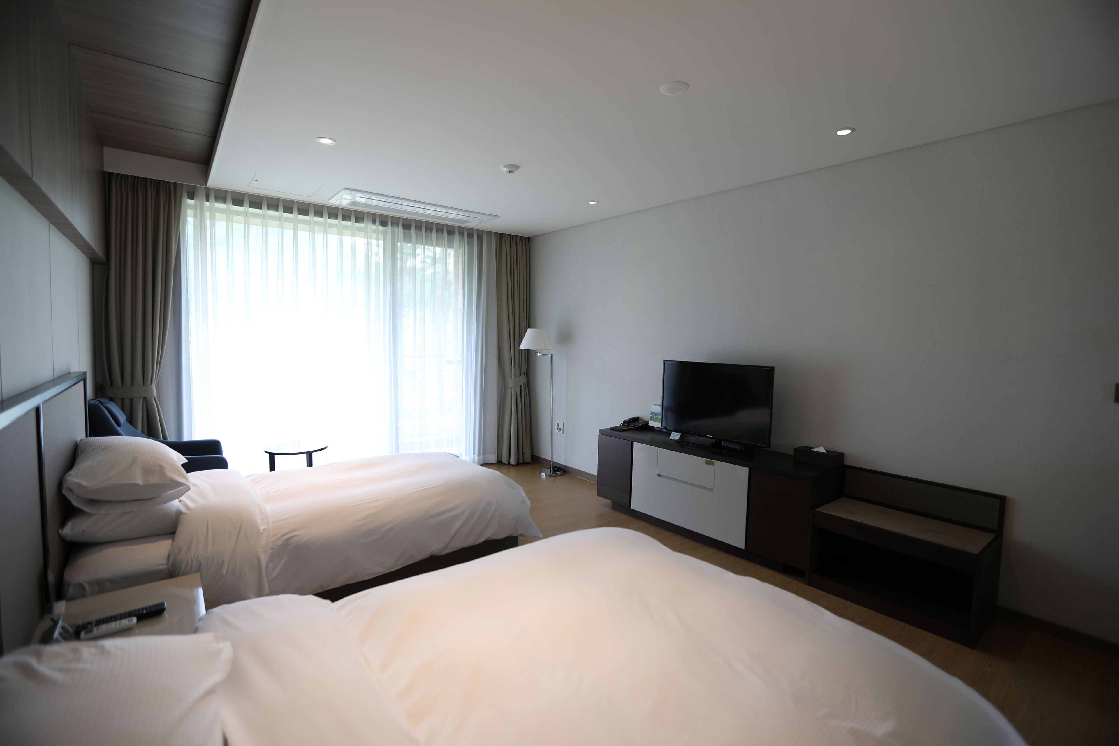 standard room | premium bedding, in-room safe, blackout curtains, free wifi