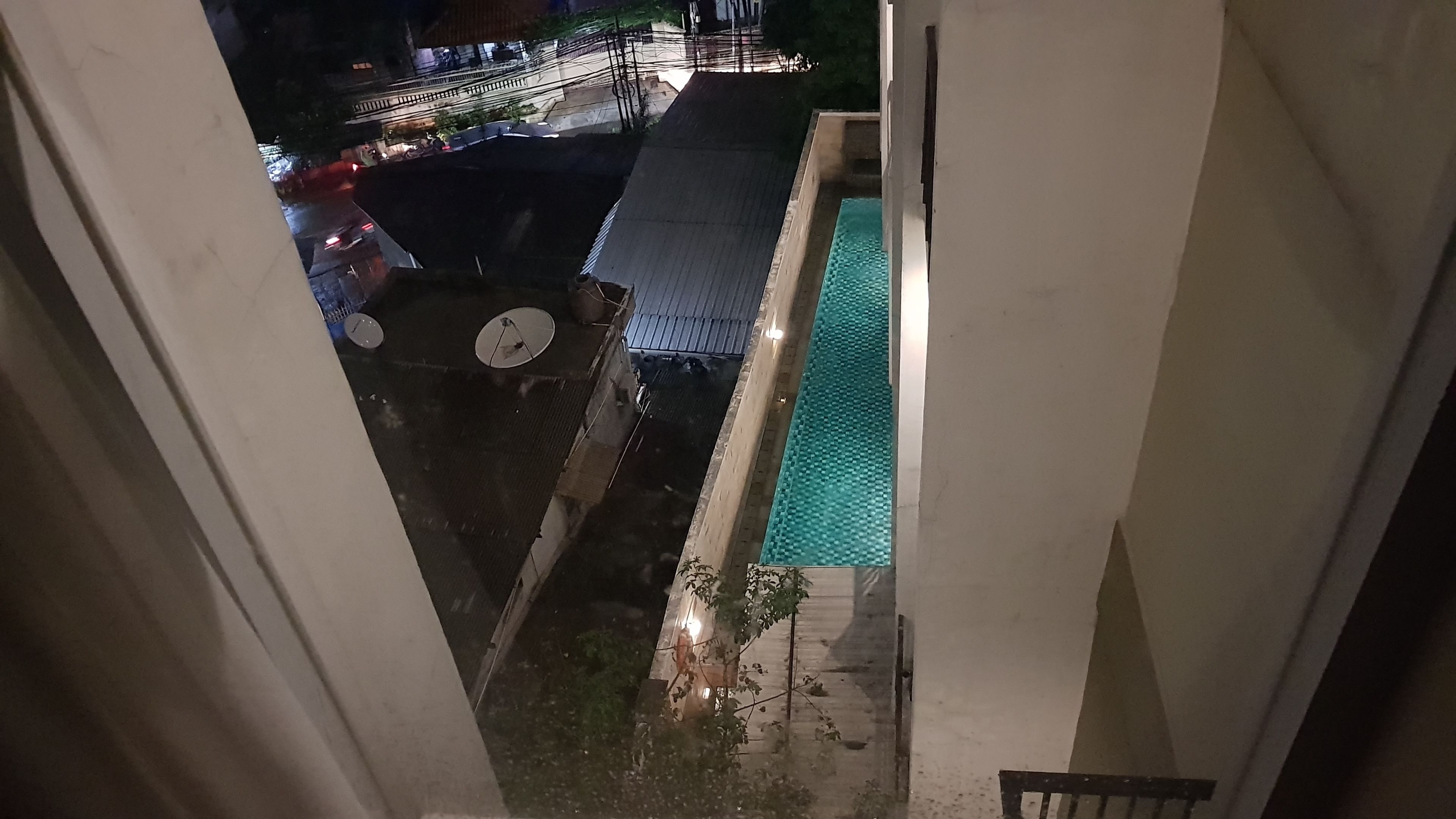 Pemandangan jalan