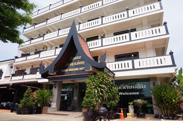 Exterior - Pakse Mekong Hotel (Pakse)