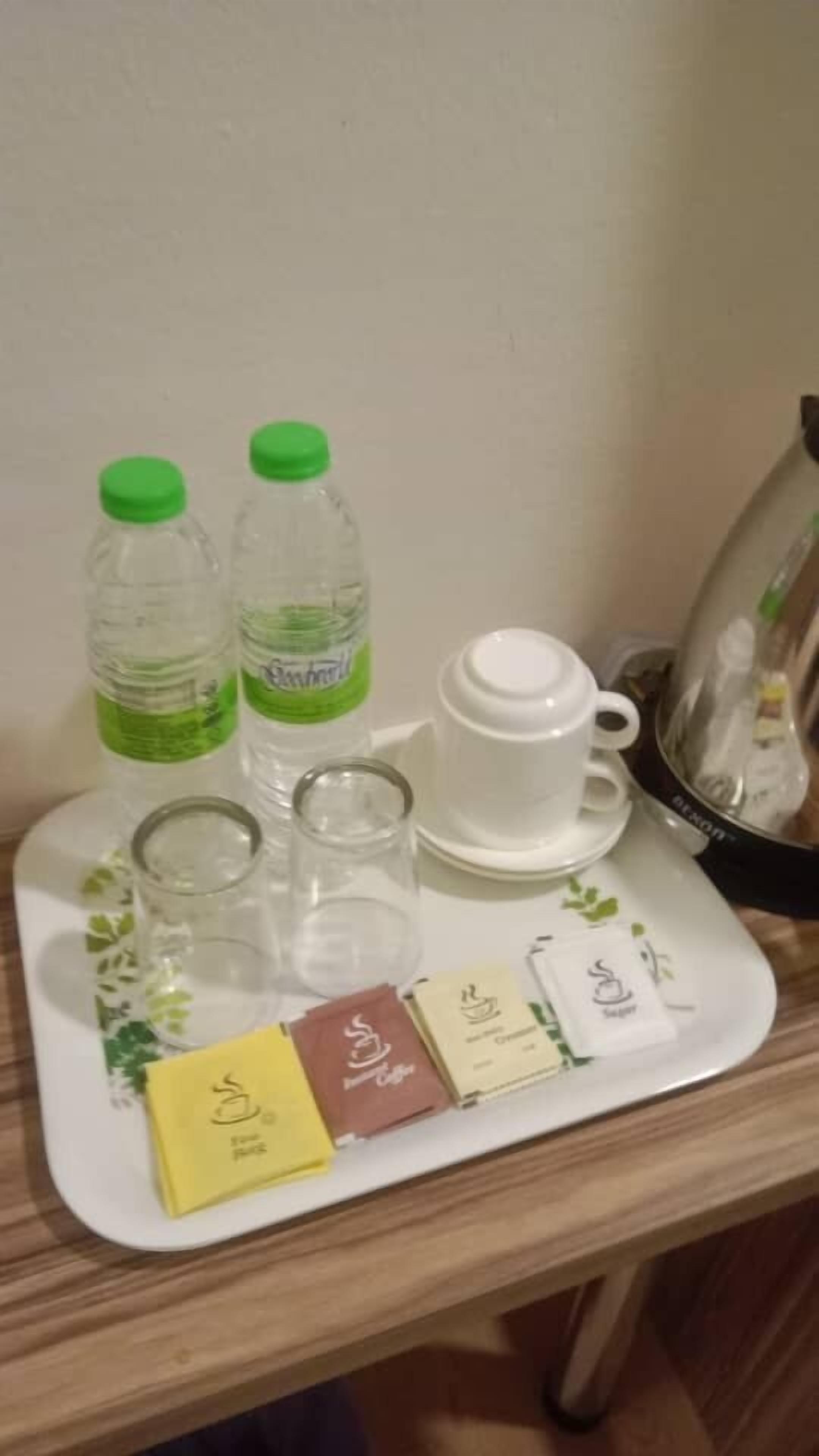 standard twin room | 1 bedroom, minibar, in-room safe, desk