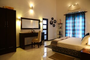 Deluxe Villa, Multiple Bedrooms, Garden View | 6 bedrooms, individually decorated, individually furnished, desk