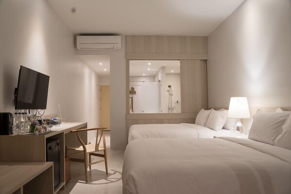 Minibar, värdeförvaringsskåp på rummet, extrasängar och gratis wi-fi