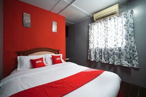 Deluxe Double Room - OYO 89646 Panvill Resort (Pangkor Island)
