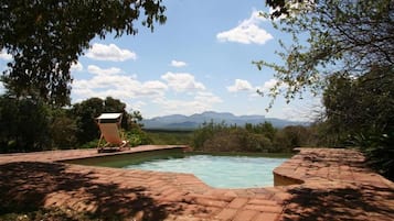 Outdoor pool, sun loungers