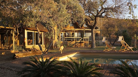 供应早餐和晚餐. 马鲁拉小屋宾客旅舍