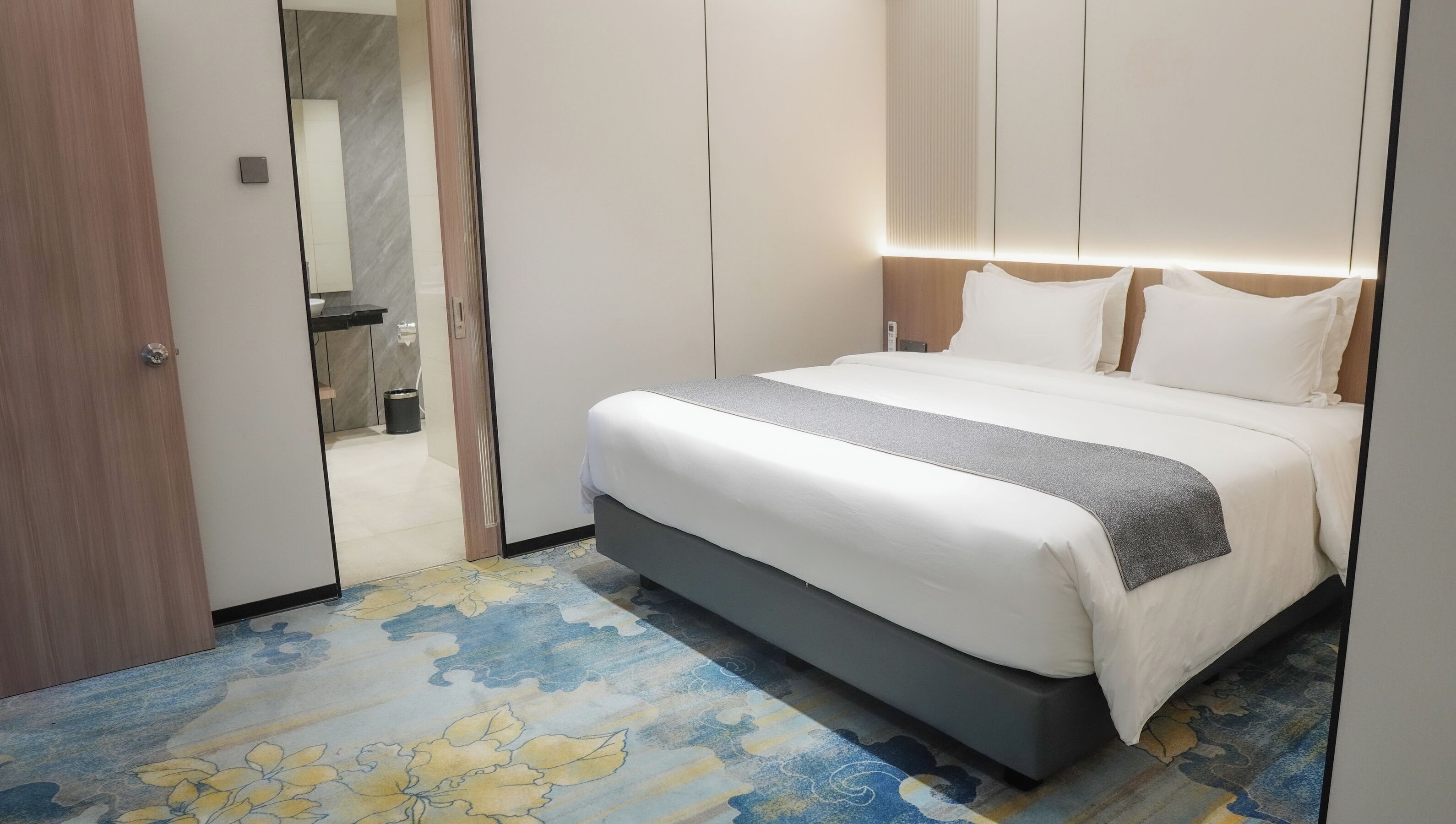 Luxury Suite, 1 King Bed