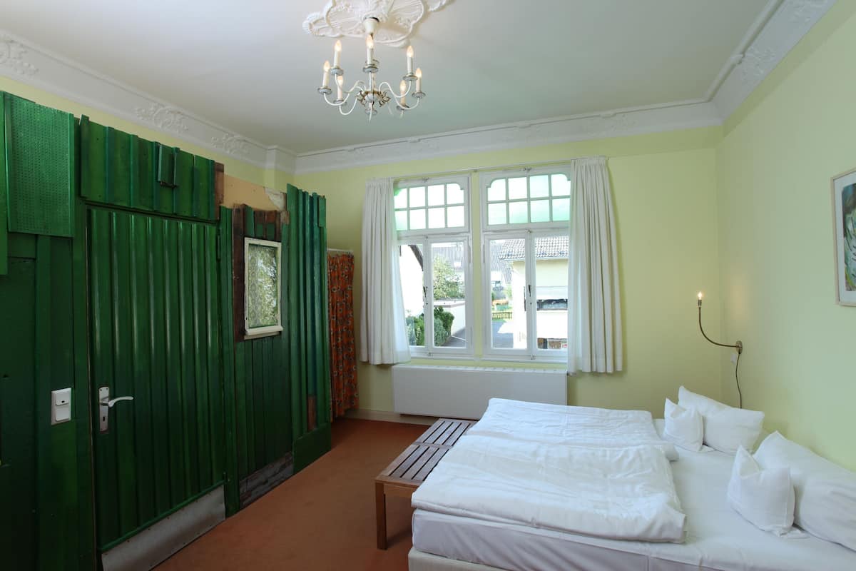 Desk, free cots/infant beds, rollaway beds, free WiFi