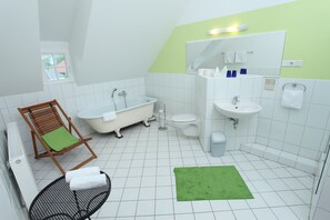 Bathroom - Hotel Artgenossen (Lindlar)