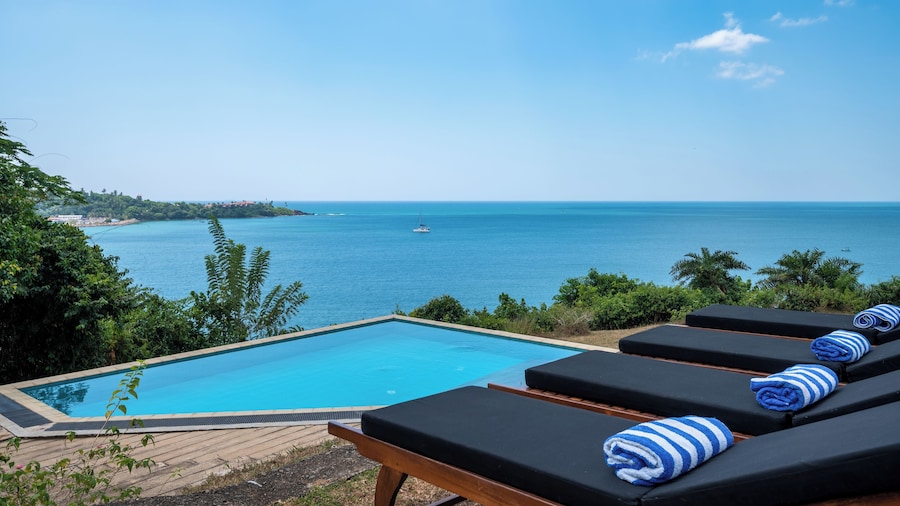 Redcliffs by The Serendipity Collection