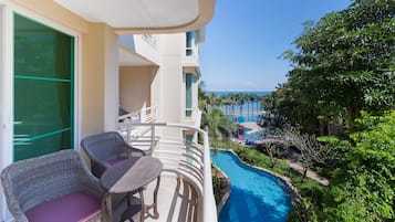 3 Bedroom Pool View | Balkon