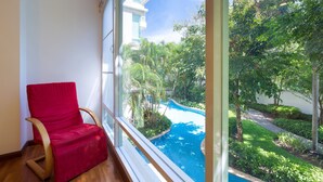 3 Bedroom Pool View | 客房設施服務