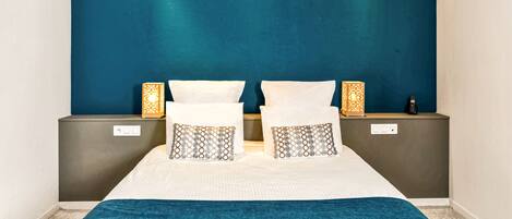 Classic Double Room, 1 Double Bed | 1 bedroom, in-room safe, desk, laptop workspace