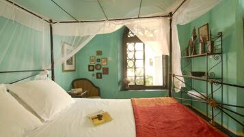 Villa, 3 Bedrooms | 3 bedrooms, in-room safe, desk, iron/ironing board