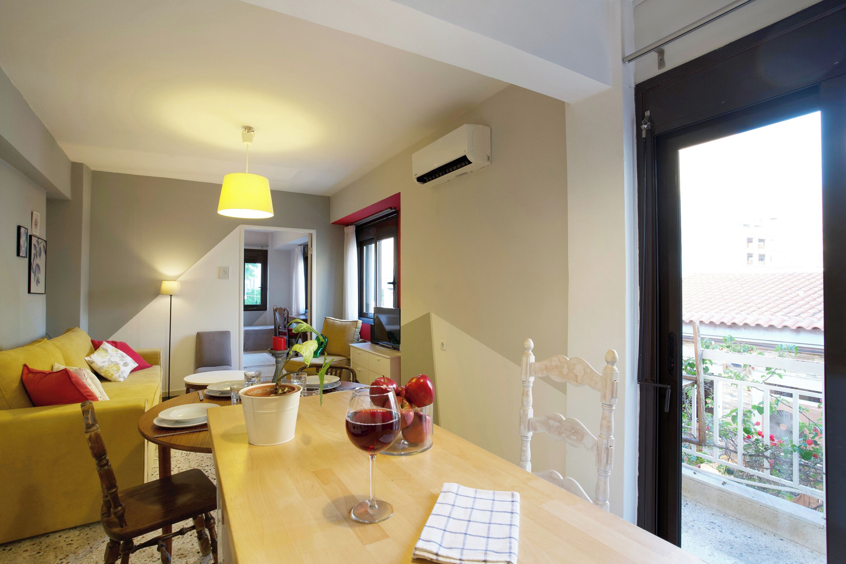 Photo - Live in Athens, Psyrri Central Apartments