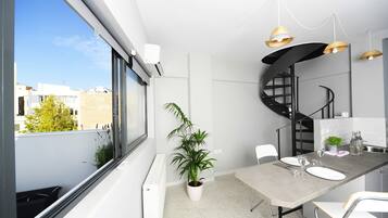 Panoramic Penthouse (Top of the world! #09) | Living area | 24-inch flat-screen TV with digital channels, TV