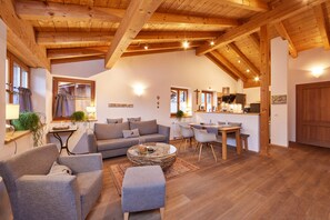 Panoramic Apartment, 1 Bedroom, Allergy Friendly, Mountain View | Living area | 40-inch flat-screen TV with satellite channels, TV, DVD player - Ferienwohnungen Zugspitze (Grainau)