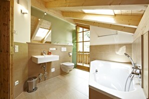 Panoramic Apartment, 2 Bedrooms, Mountain View, Garden Area | Bathroom | Shower, rainfall showerhead, eco-friendly toiletries, hair dryer