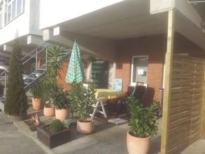 Terrace/patio - Zimmervermietung Fuchs-Kupke (Grossschirma)