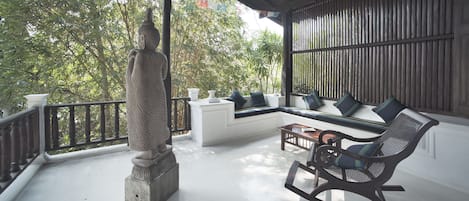 Villa, 3 Bedrooms, Lake View | Terrace/patio