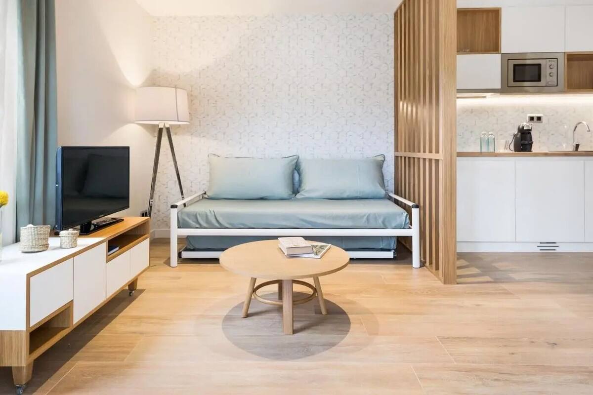 Apartment | Front of property