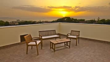 Chambre Quadruple | Terrasse/Patio