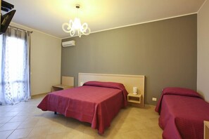 三人房 | 意大利 Frette 床单、办公桌、免费婴儿床、免费 WiFi