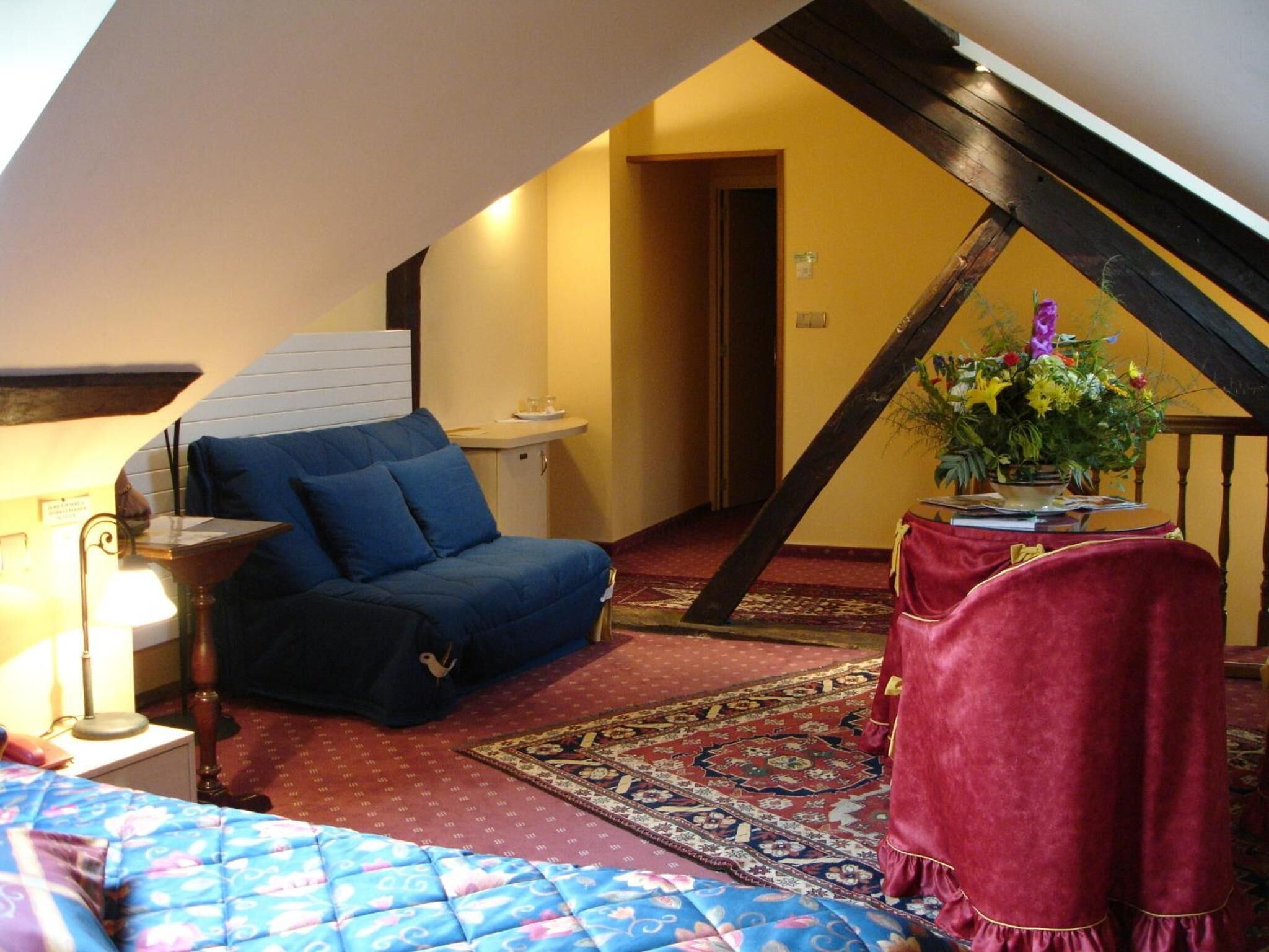 minibar, in-room safe, individually furnished, desk