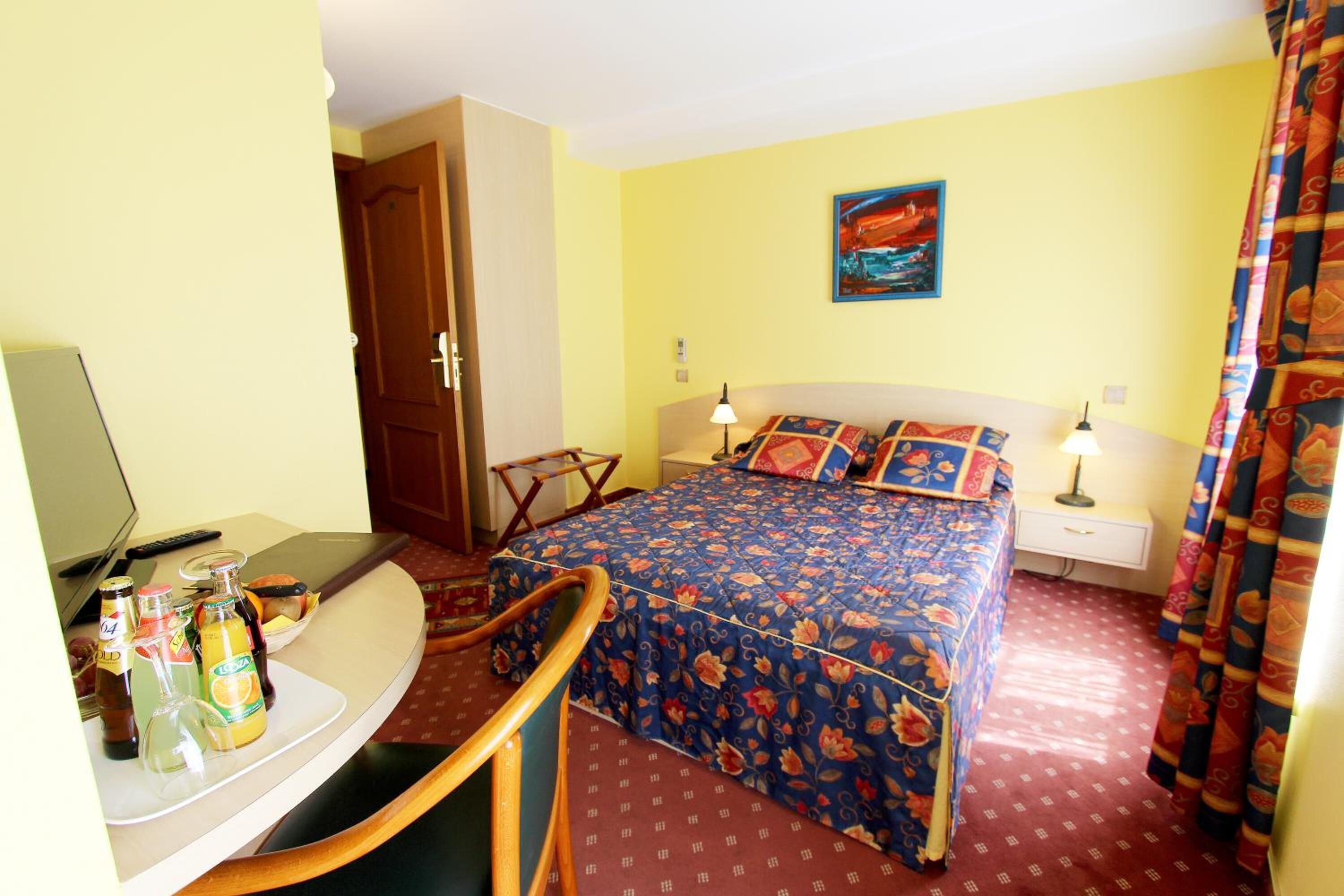 Kamar