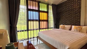 Suite | 1 bedroom, minibar, in-room safe, desk