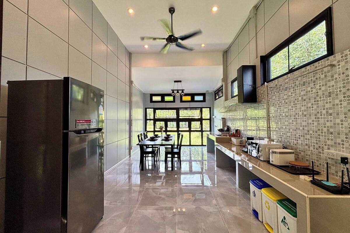 suite | 1 bedroom, minibar, in-room safe, desk