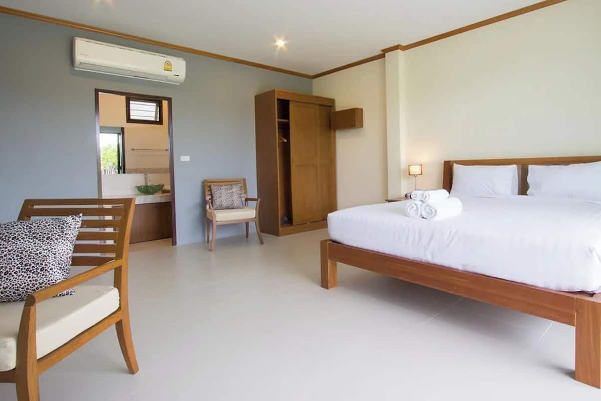 Deluxe-Zimmer | 1 Schlafzimmer, Minibar, Zimmersafe, Schreibtisch