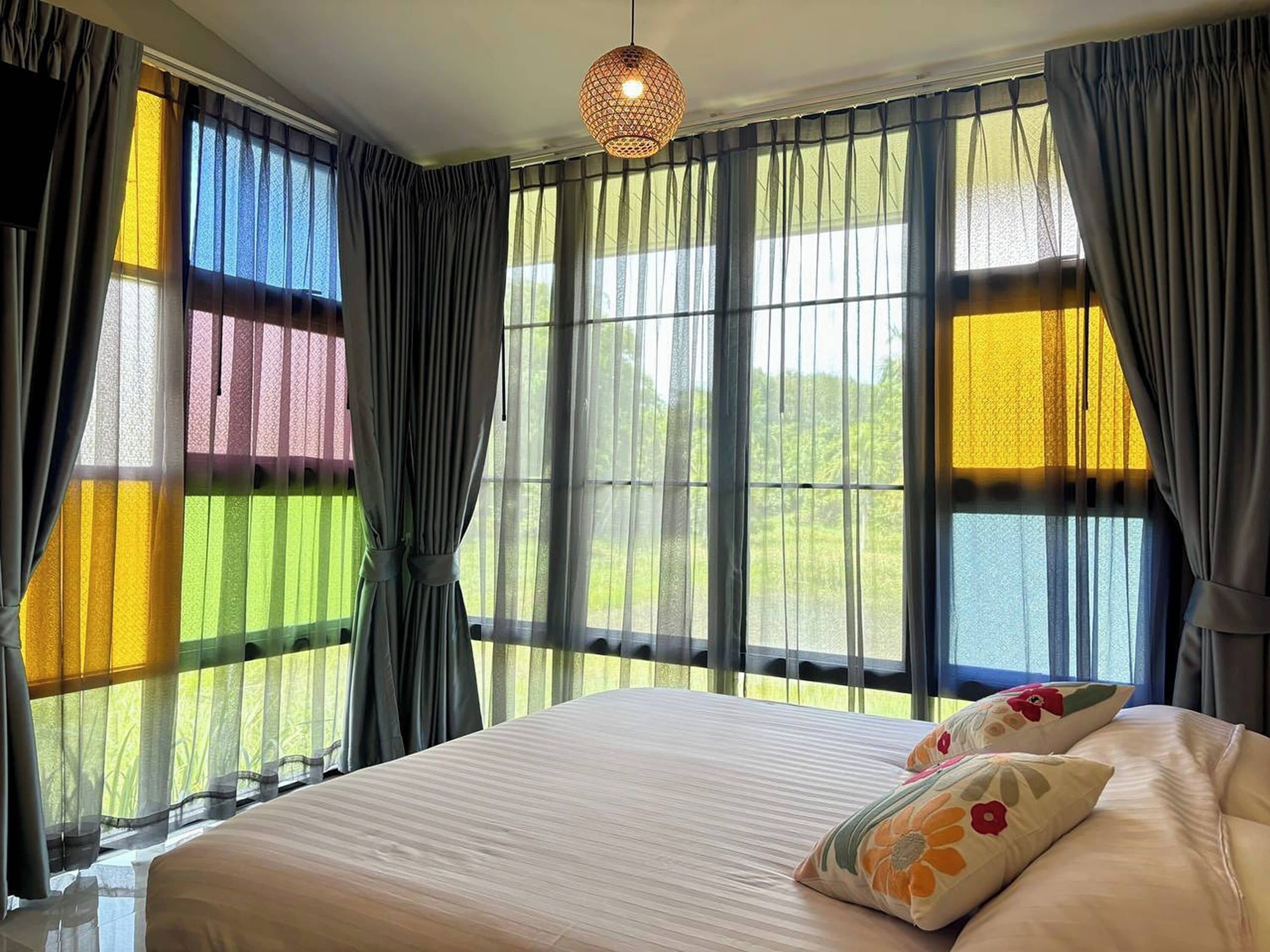 suite | 1 bedroom, minibar, in-room safe, desk