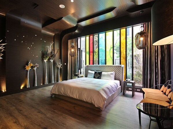 1 habitación, artículos del minibar gratis y muebles diferentes 