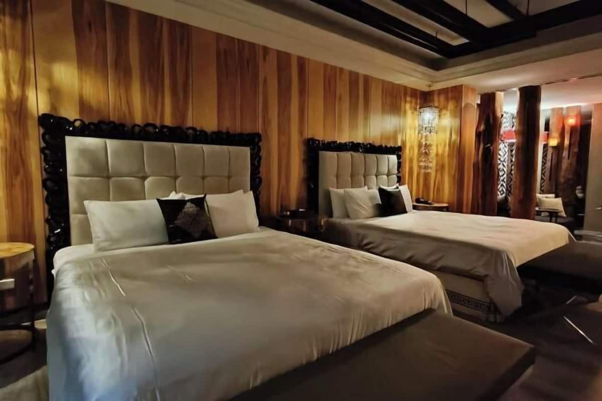 1 bedroom, free minibar, individually furnished, desk