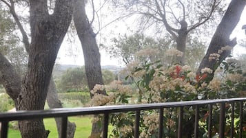 Villa, 2 Schlafzimmer, Terrasse (Villa T3 - 6 personnes max) | Ausblick vom Zimmer