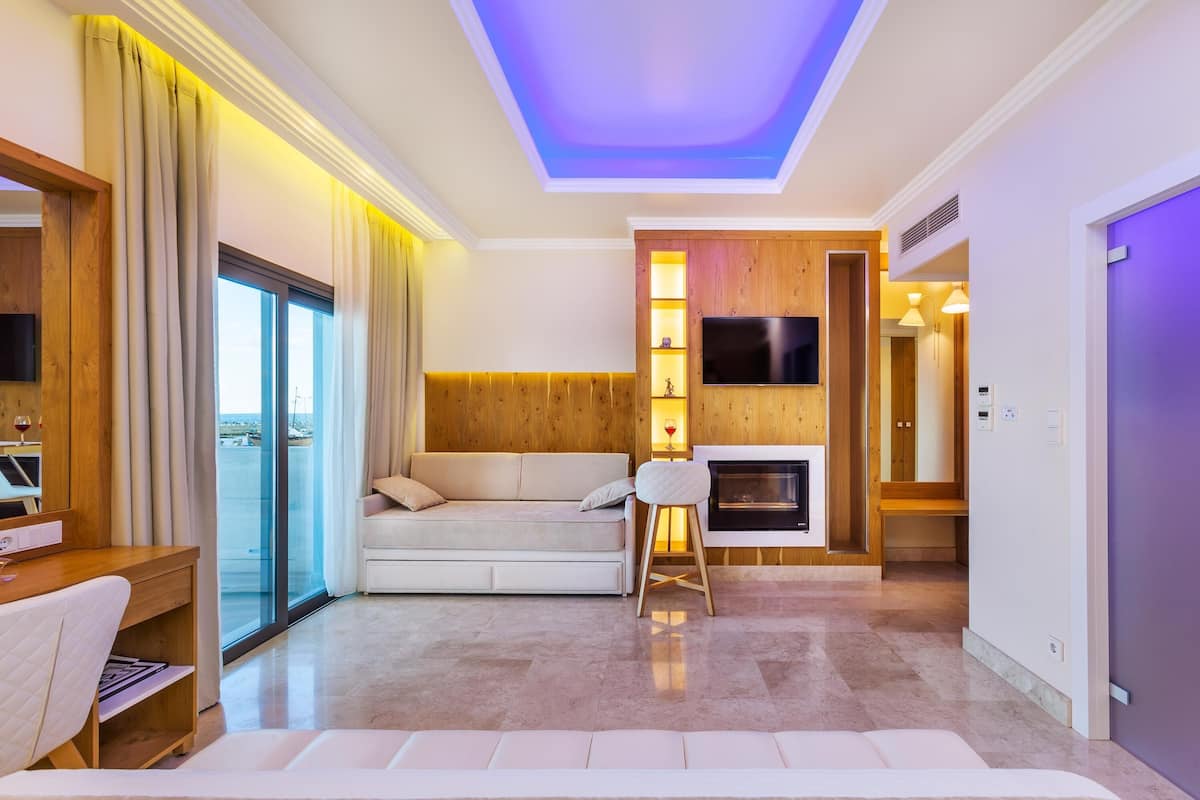 suite, sea view | in-room safe, soundproofing, iron/ironing board, free cots/infant beds