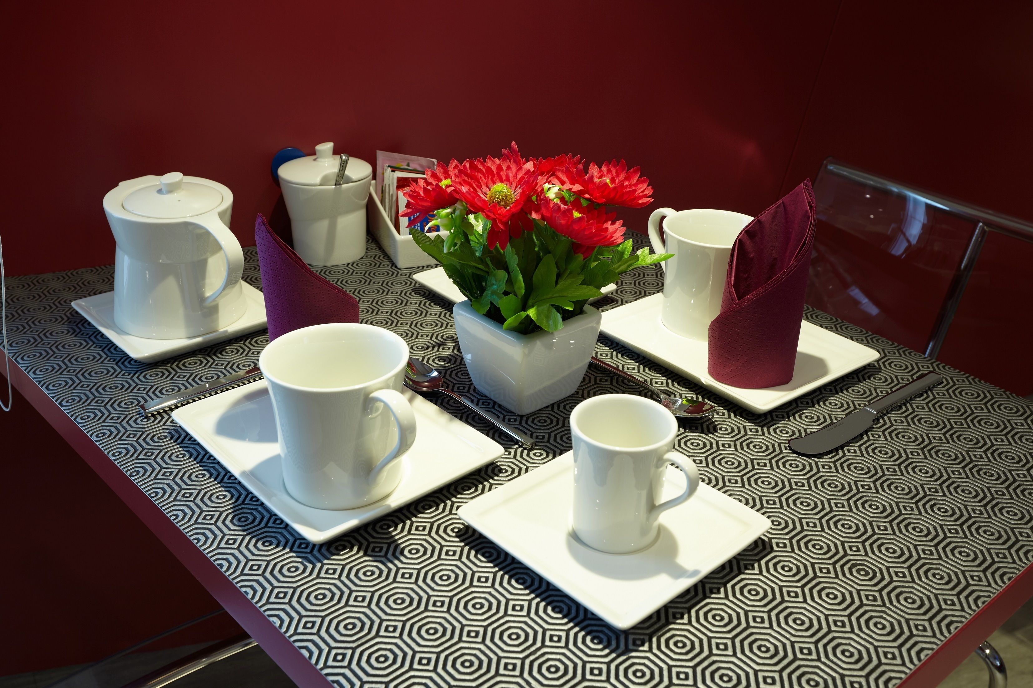 daily cooked-to-order breakfast (eur 7 per person)