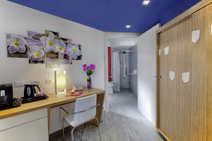 Camera con letto matrimoniale o 2 letti singoli | Minibar, una cassaforte in camera, insonorizzazione, Wi-Fi gratuito