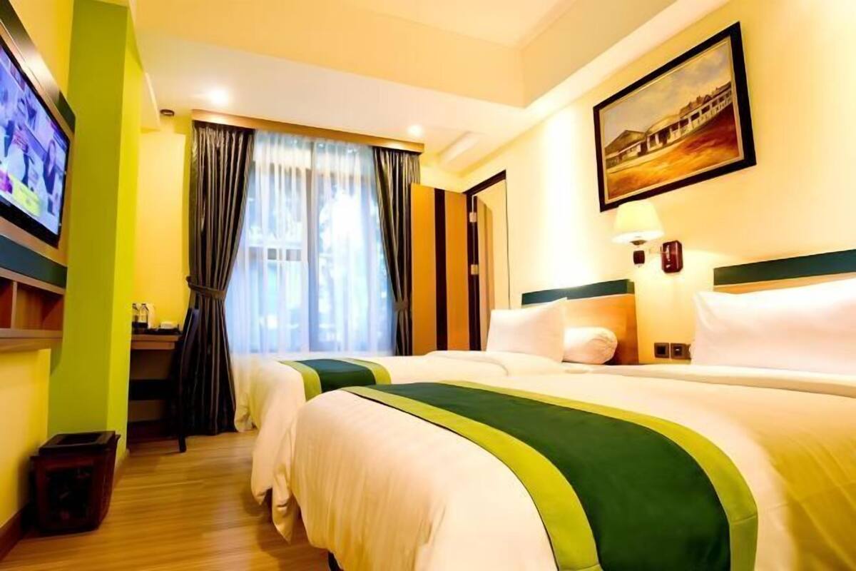 In-room safe, desk, soundproofing, iron/ironing board (on request)